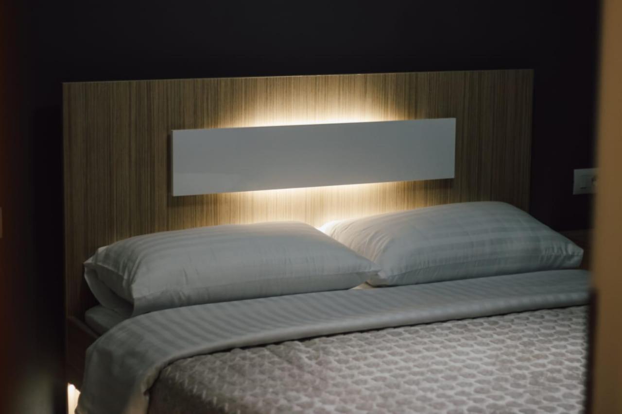 Novs Apartment 1 ジロカストラ エクステリア 写真