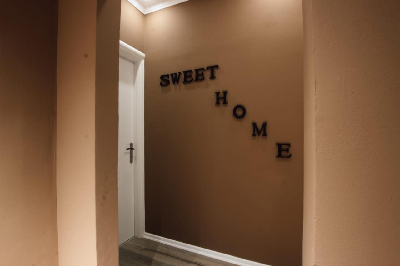 Novs Apartment 1 ジロカストラ エクステリア 写真