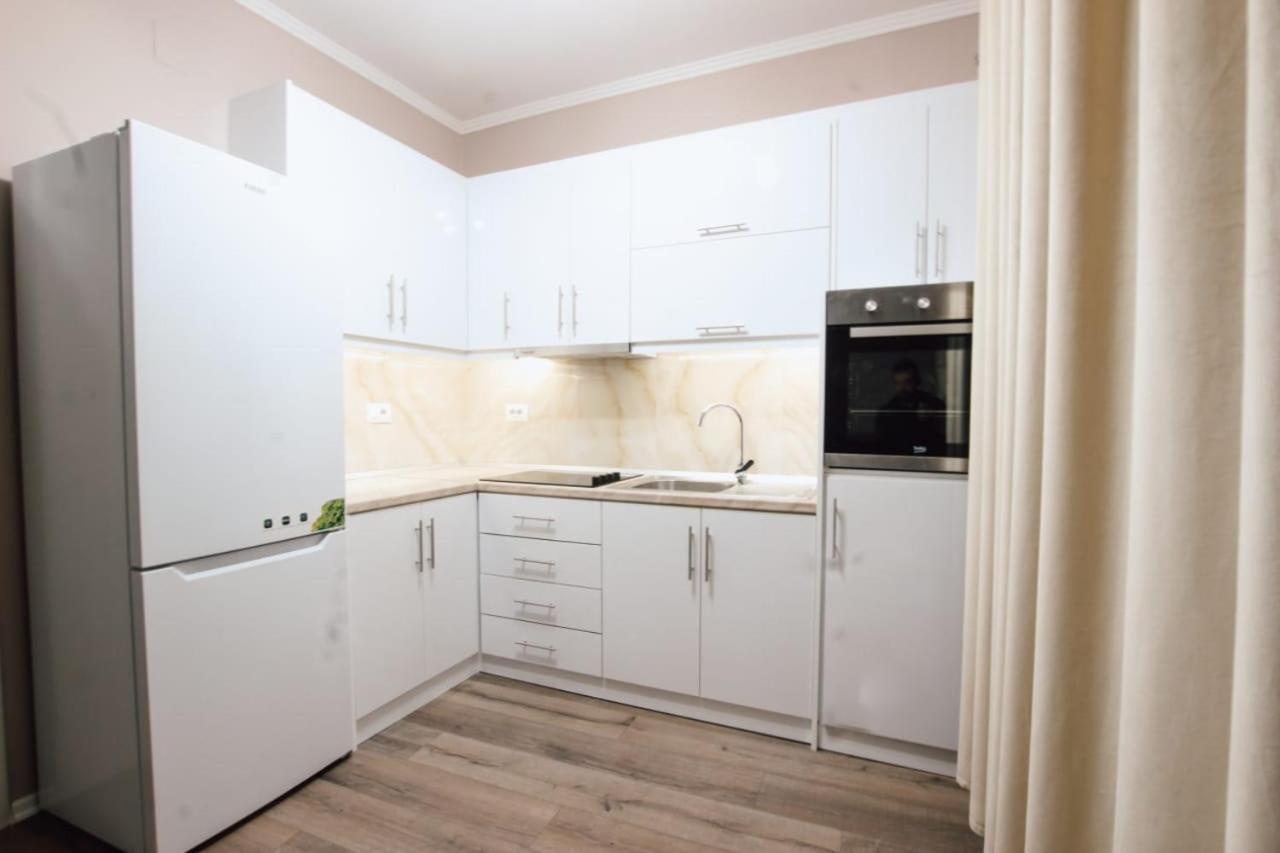 Novs Apartment 1 ジロカストラ エクステリア 写真